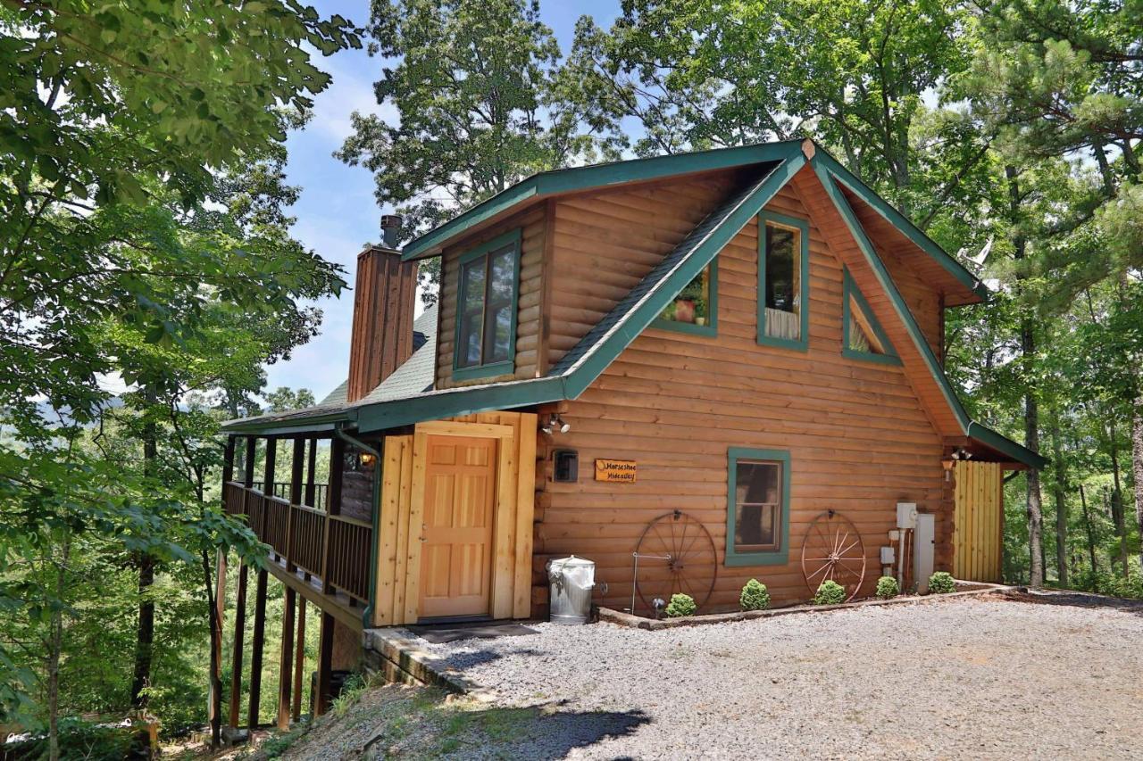 Horseshoe Hideaway Sevierville Exterior photo